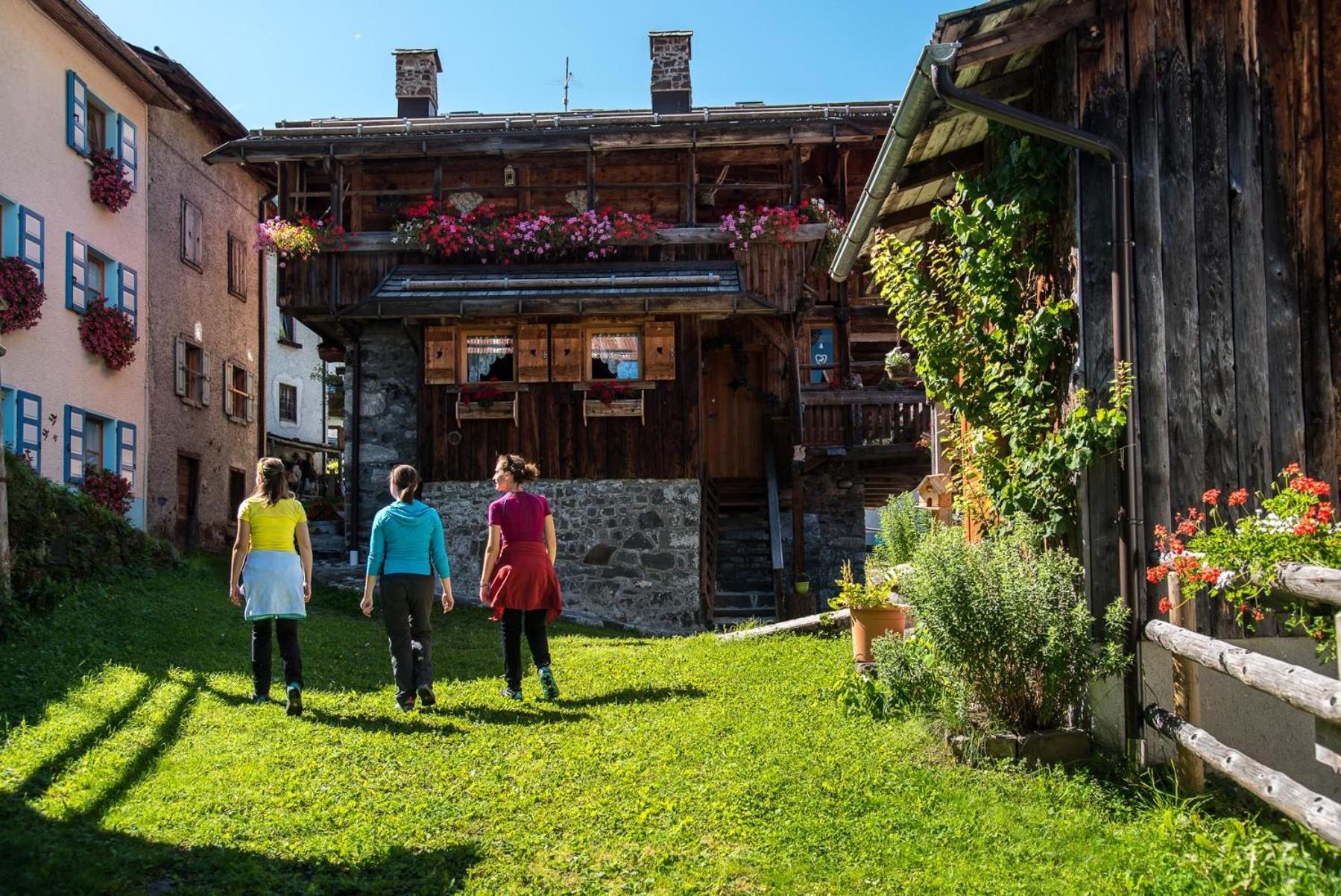 Апартаменты Antico Borgo Palue Соттогуда Экстерьер фото